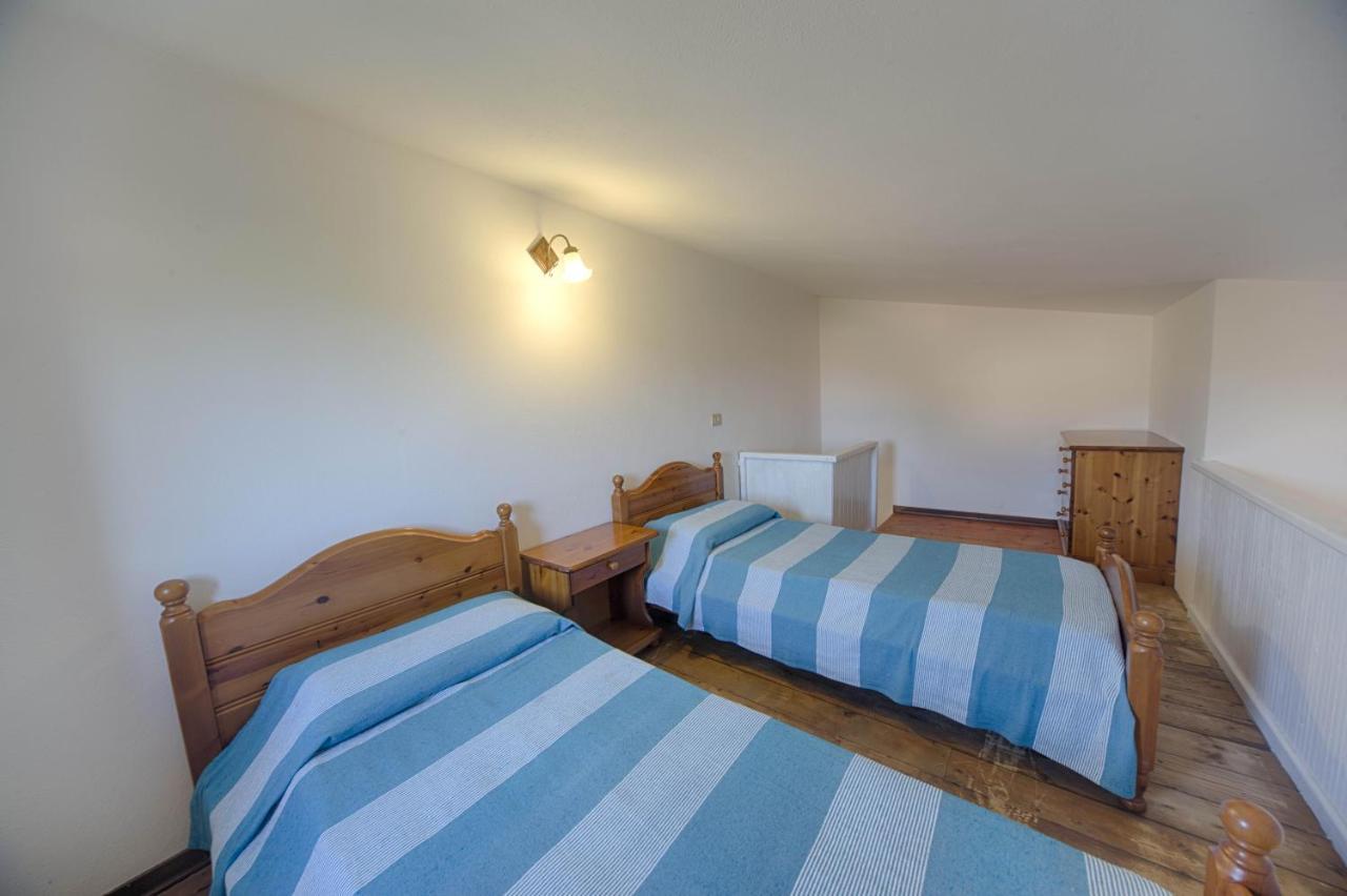סאן תאודורו Residence Oasi E Oasi Blu מראה חיצוני תמונה