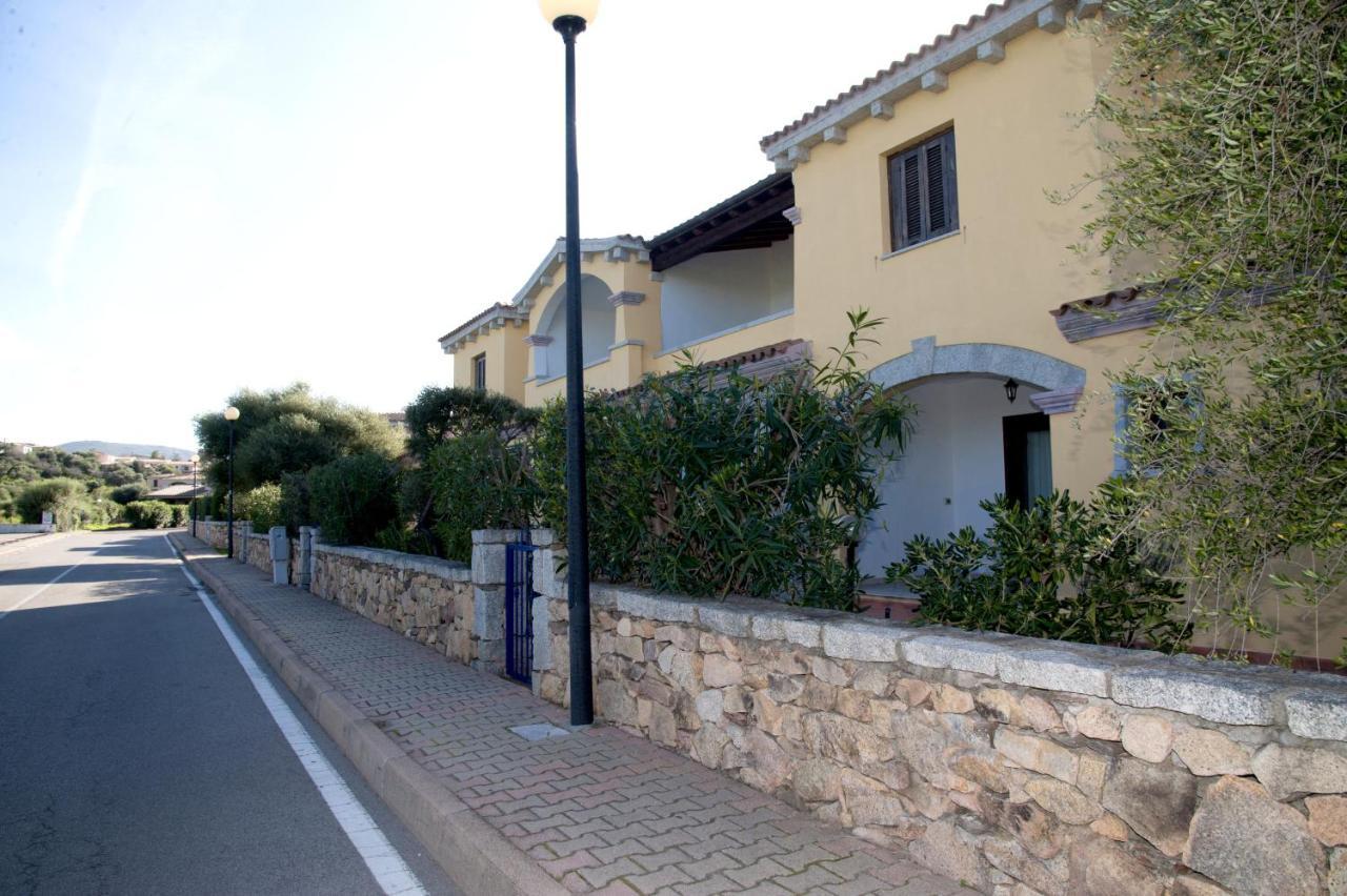 סאן תאודורו Residence Oasi E Oasi Blu מראה חיצוני תמונה