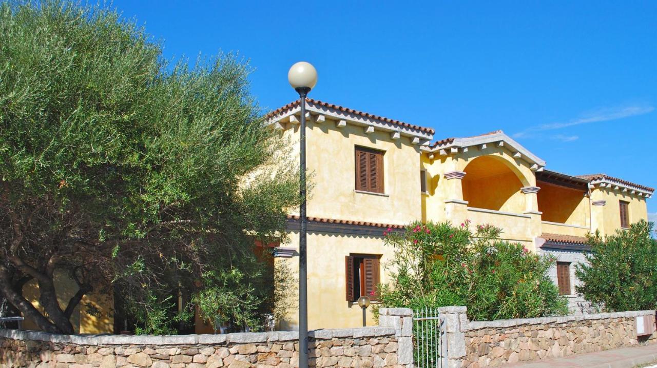סאן תאודורו Residence Oasi E Oasi Blu מראה חיצוני תמונה