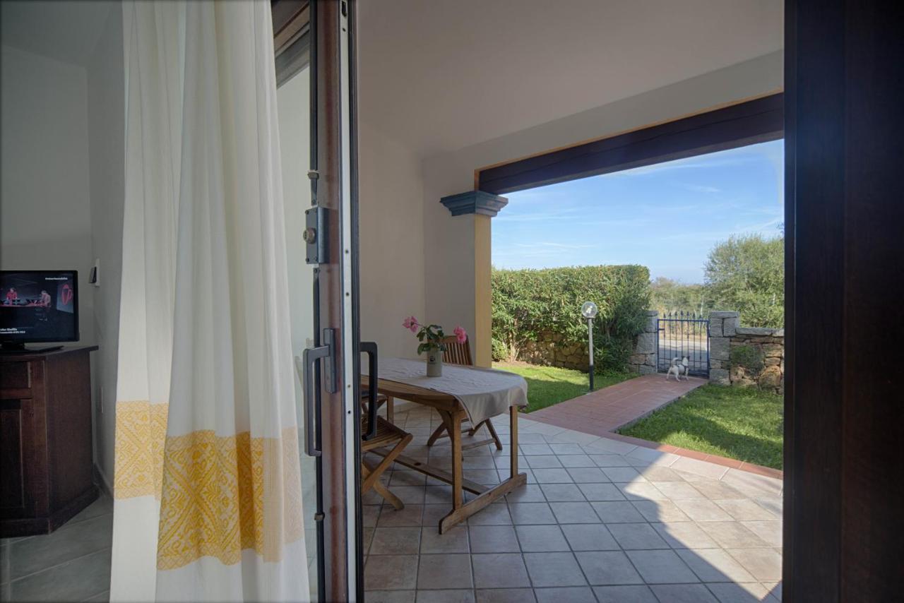 סאן תאודורו Residence Oasi E Oasi Blu מראה חיצוני תמונה