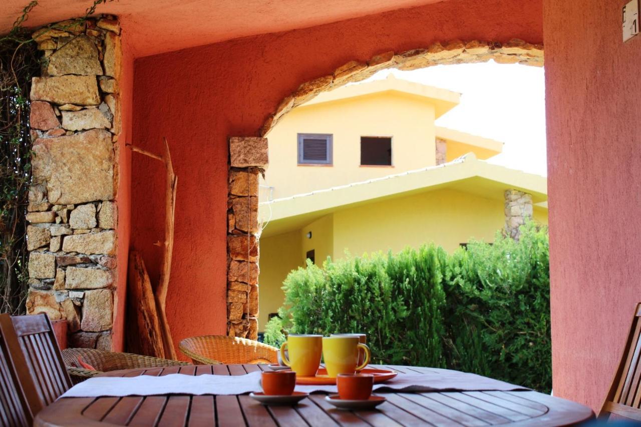סאן תאודורו Residence Oasi E Oasi Blu מראה חיצוני תמונה