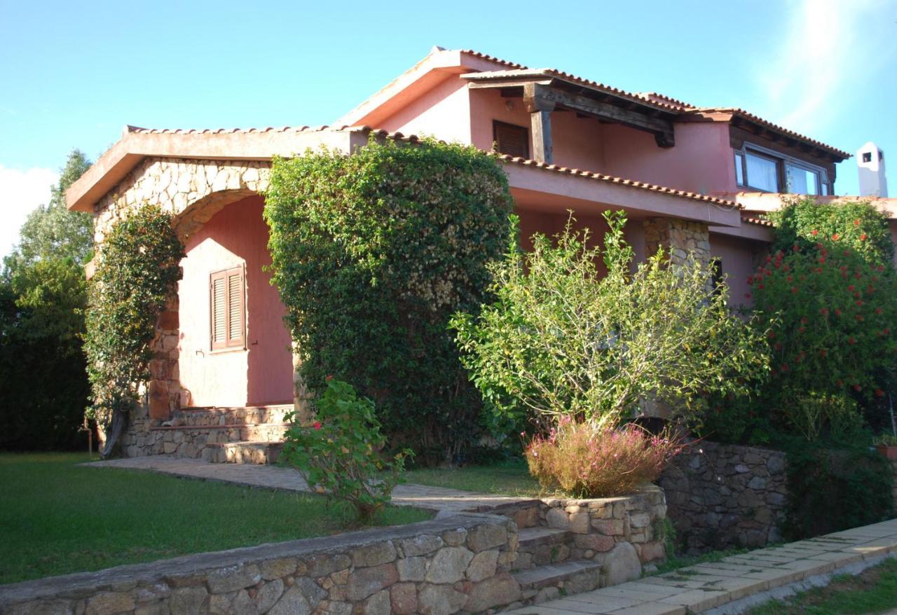 סאן תאודורו Residence Oasi E Oasi Blu מראה חיצוני תמונה