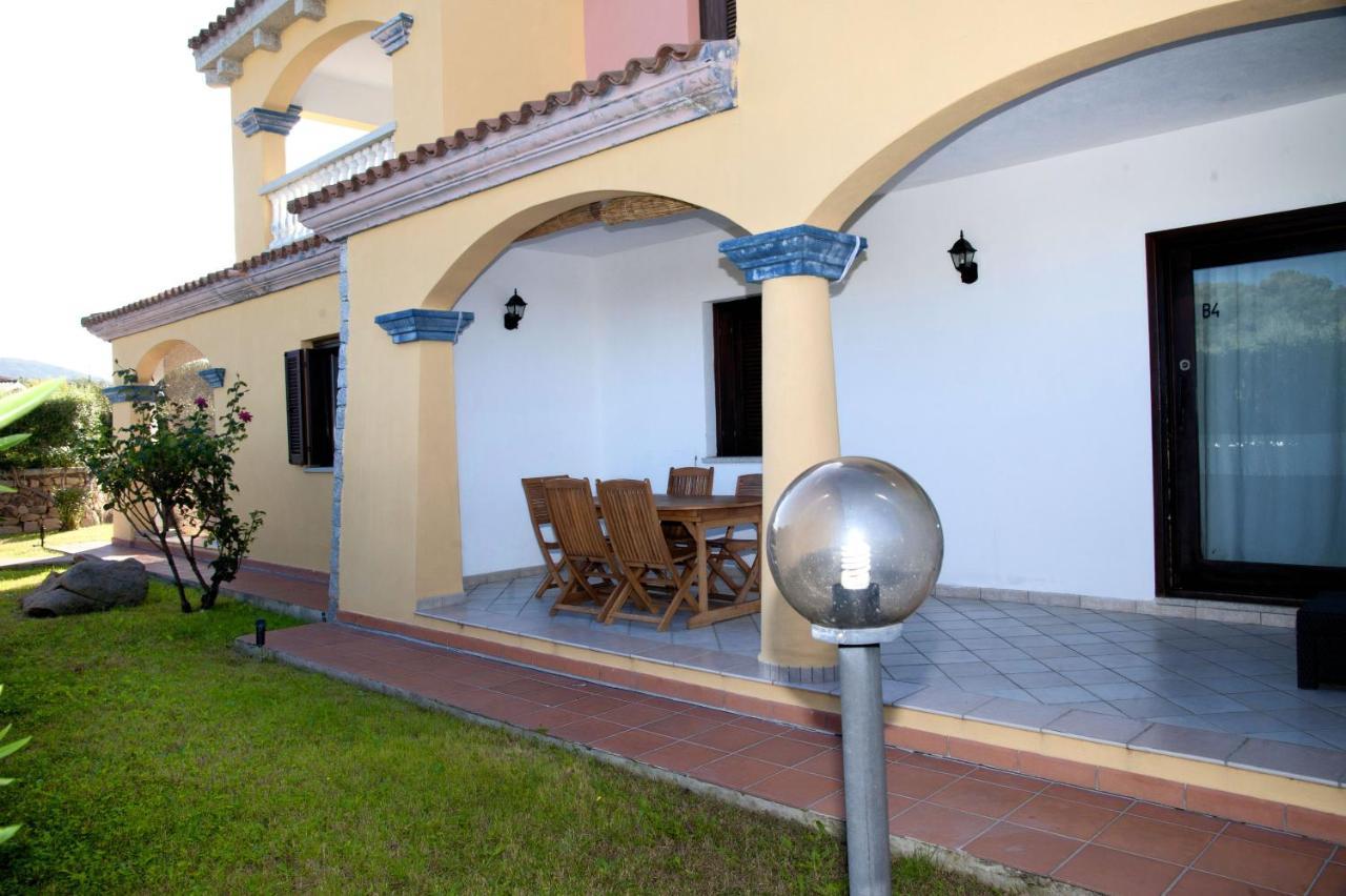 סאן תאודורו Residence Oasi E Oasi Blu מראה חיצוני תמונה