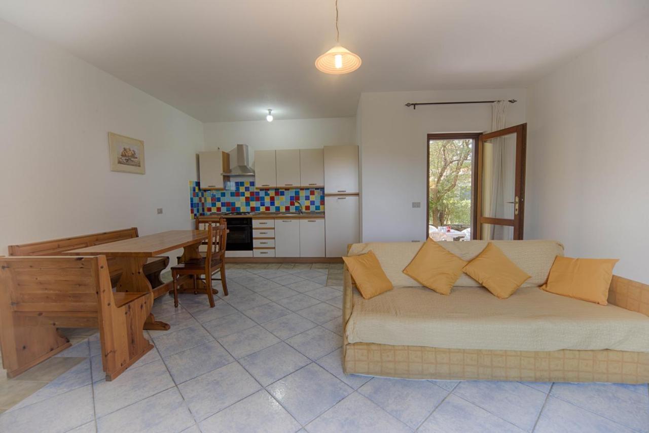 סאן תאודורו Residence Oasi E Oasi Blu מראה חיצוני תמונה