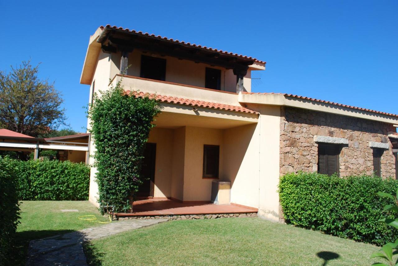 סאן תאודורו Residence Oasi E Oasi Blu מראה חיצוני תמונה
