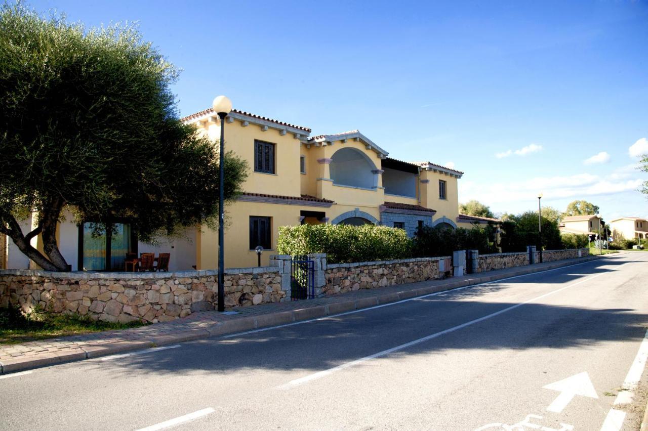 סאן תאודורו Residence Oasi E Oasi Blu מראה חיצוני תמונה